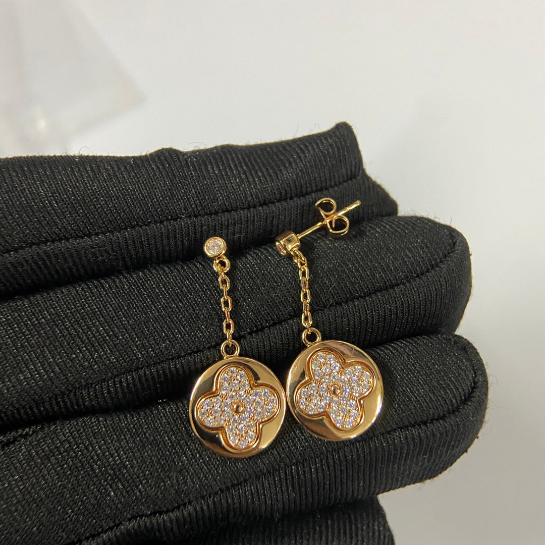 X5N76E15E Popular  Earrings
