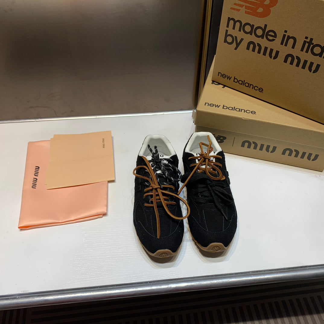 Z1P54A118 Popular shoes