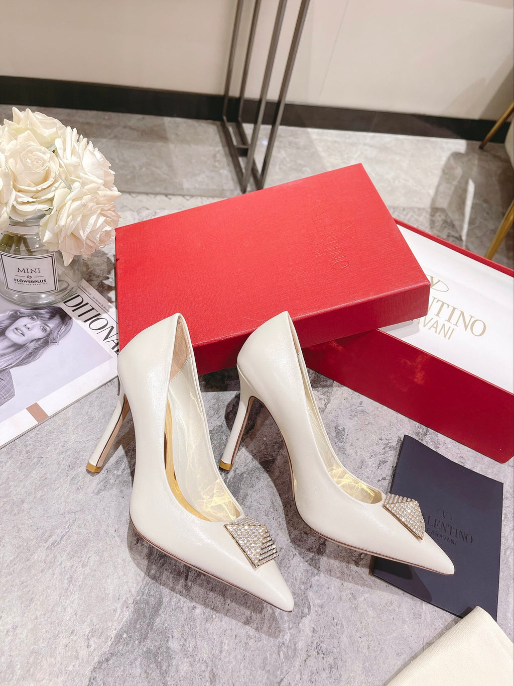 Z1WVL263 Popular sandals High heels