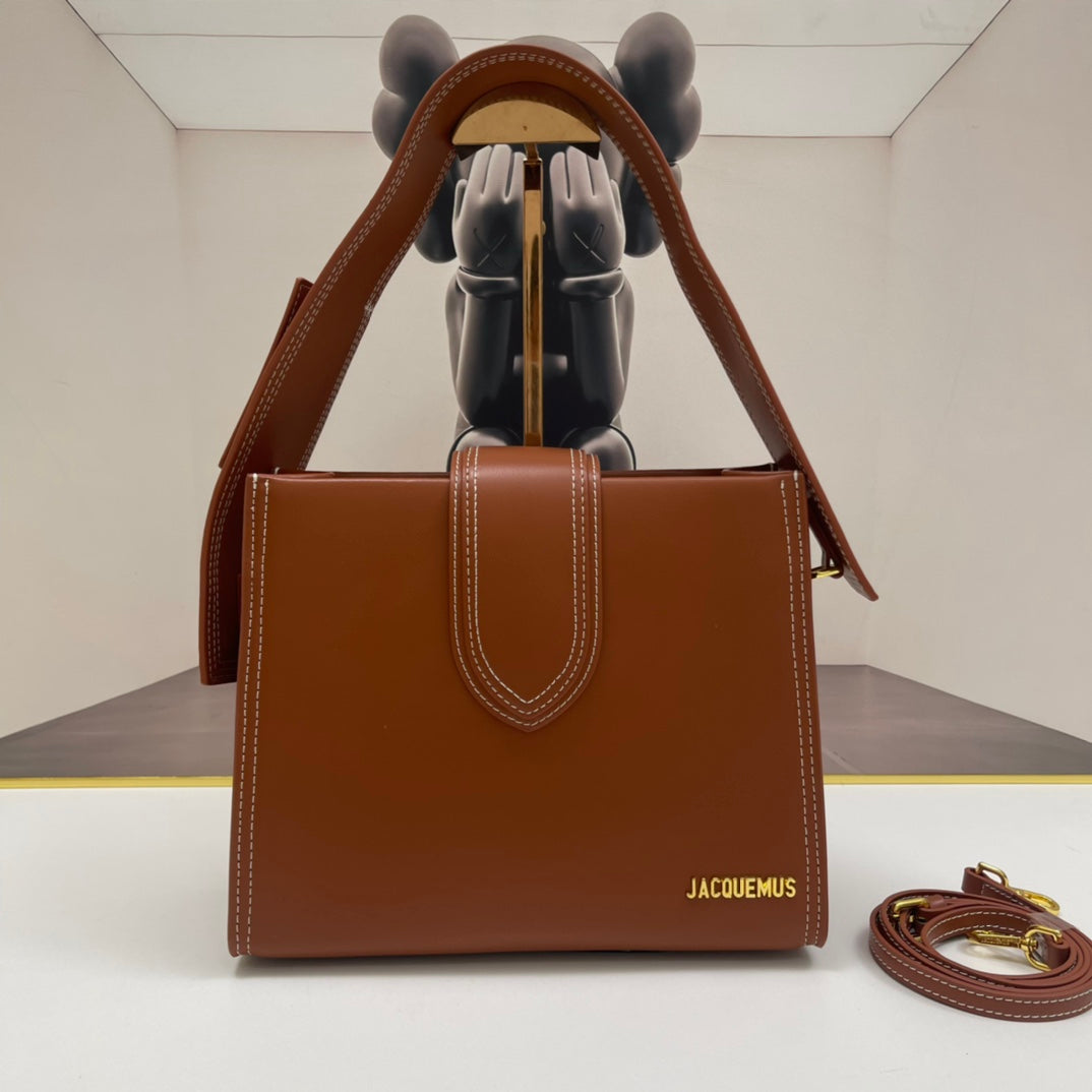 B1P36A25 Popular leather bag