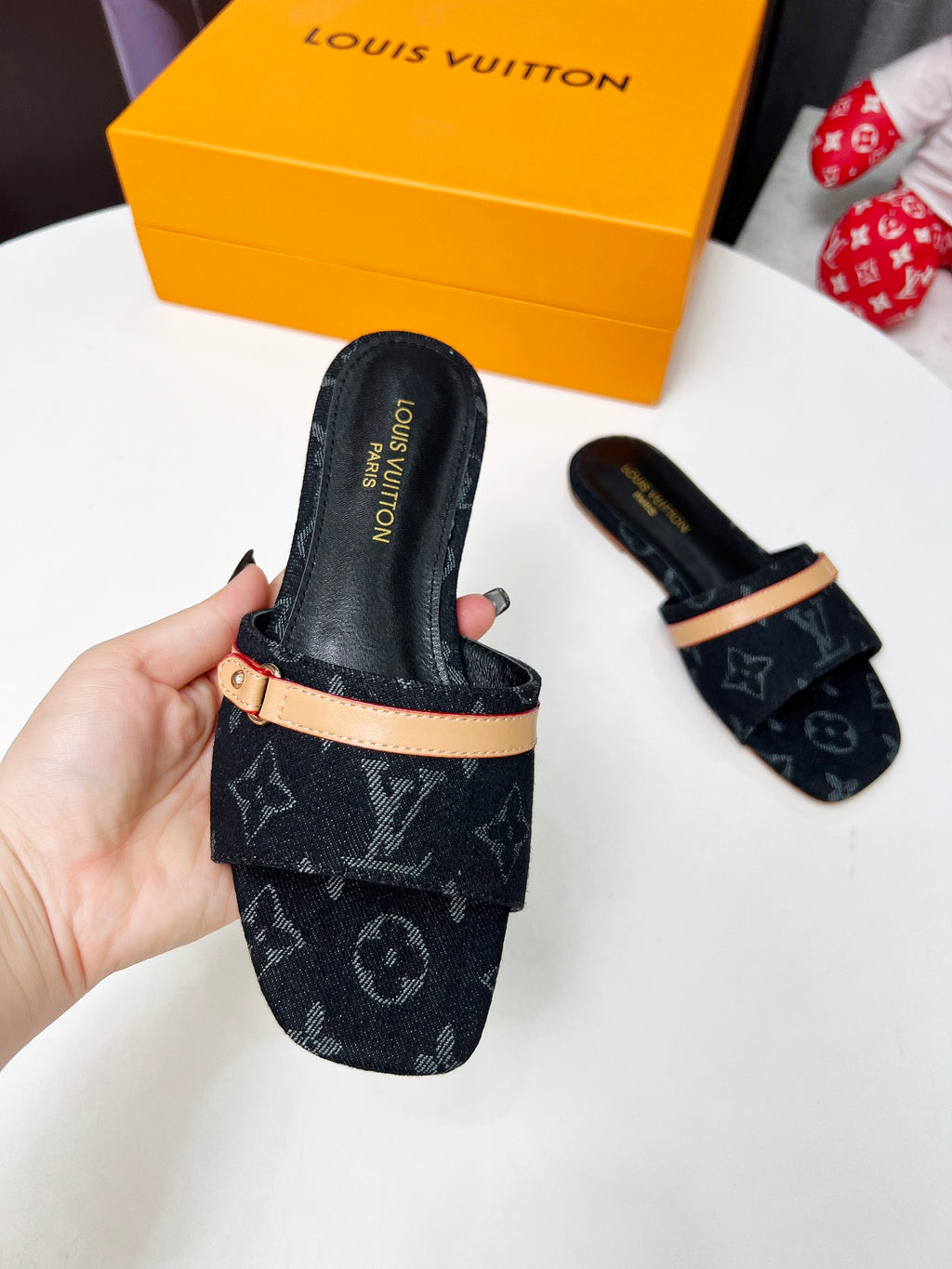 Z2R45E23  Popular high-quality shoes