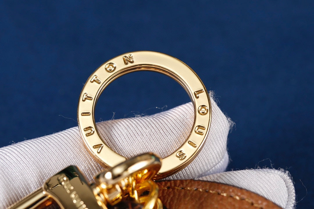 A1Q95E7 Popular bag 's charms accessories
