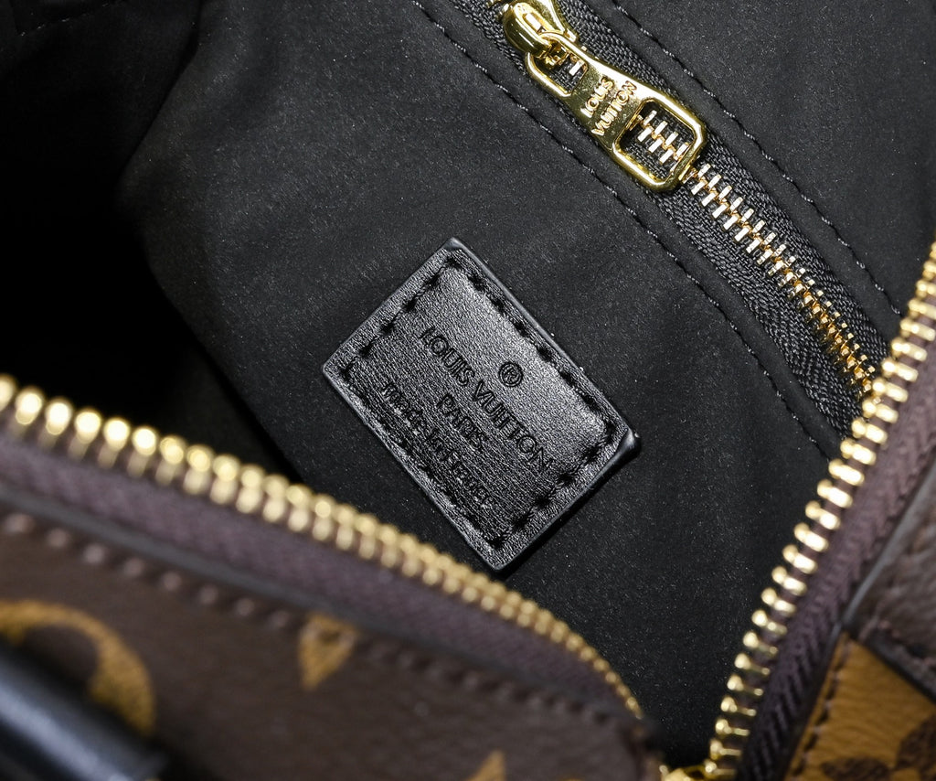 B1N36E5 Popular leather bag
