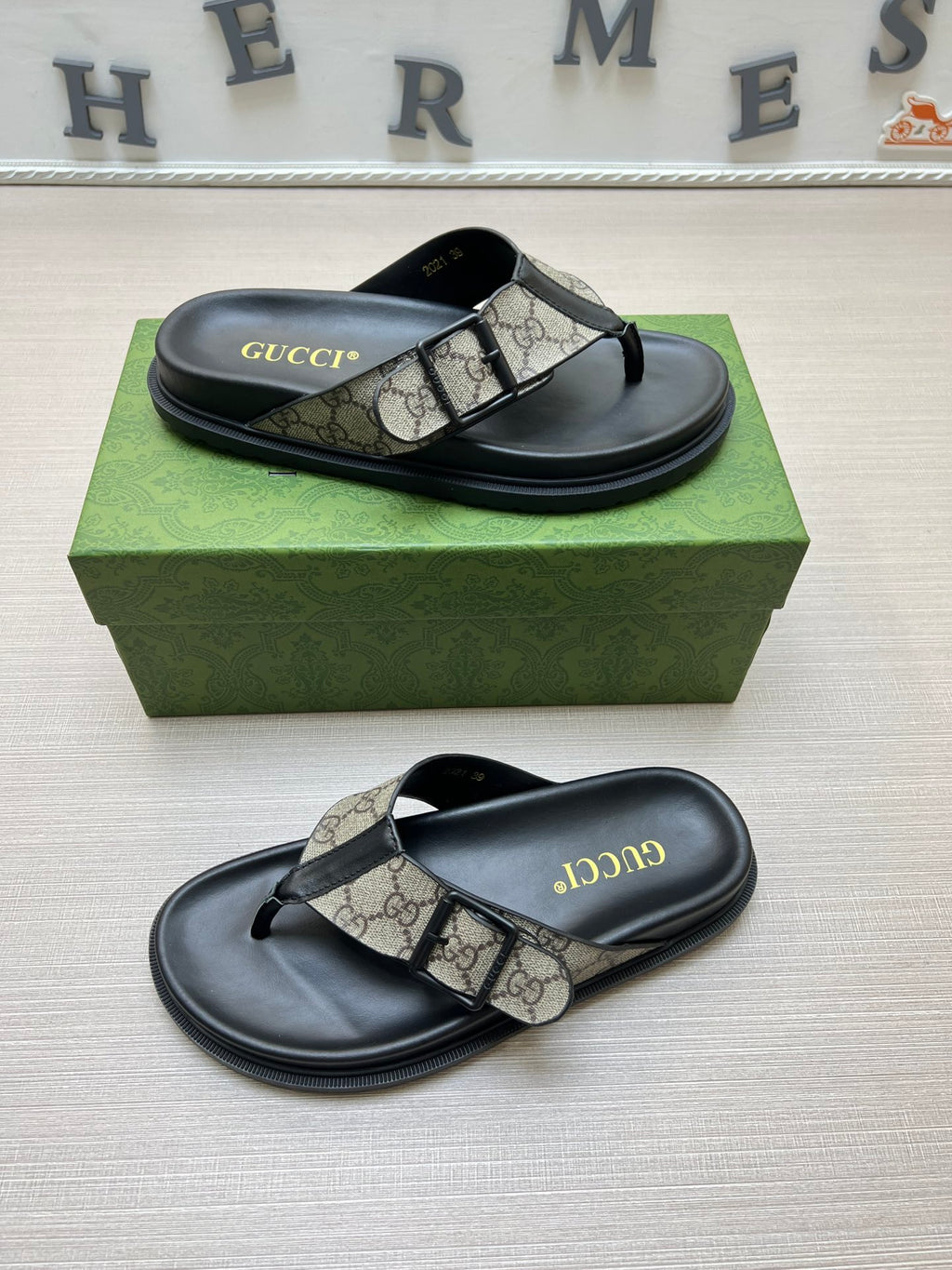 Z5ZB90 Popular slippers