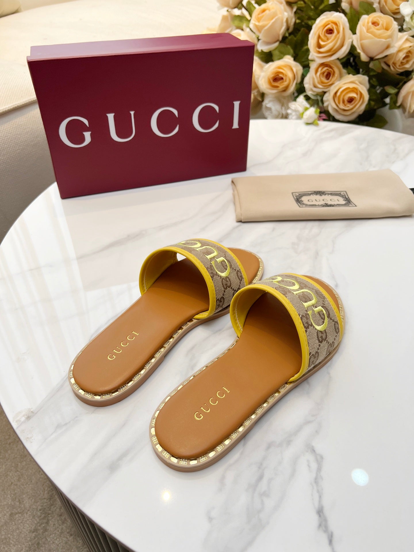 Z2Q55B29 Popular high-quality  Shoes