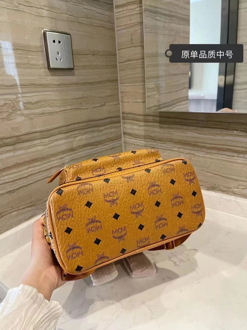 B12X44M332 Popular  Leather bag 