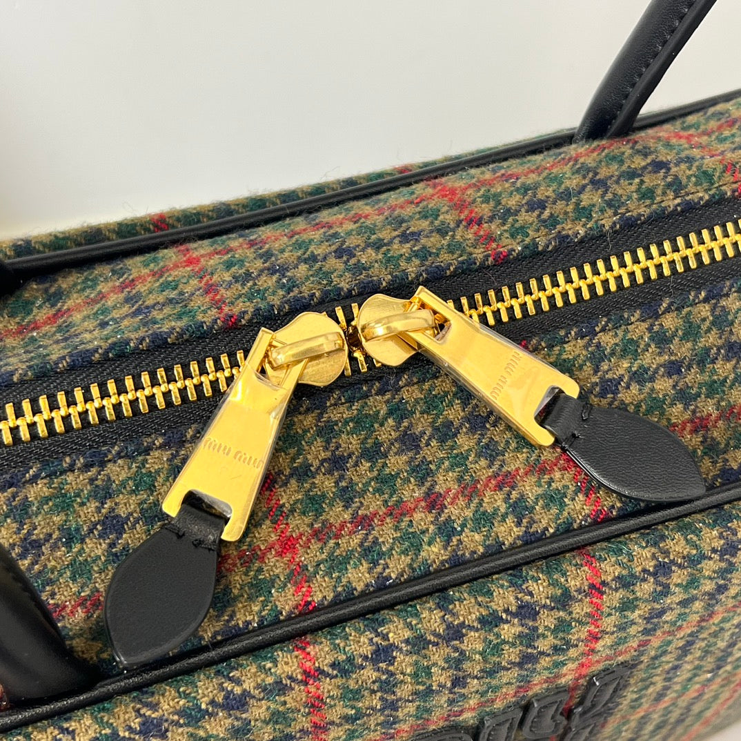 B1R15A46  Popular   bag
