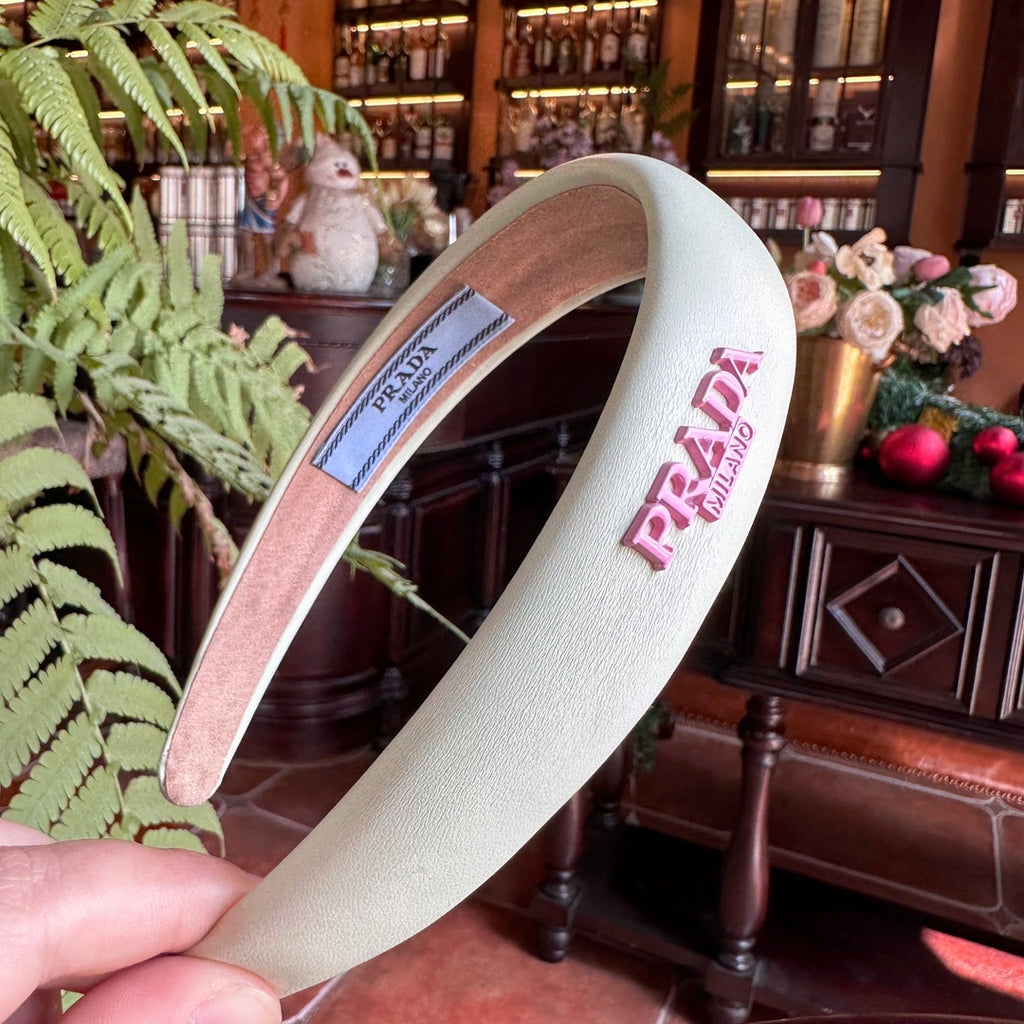 F1R65P10  Popular hair ornament