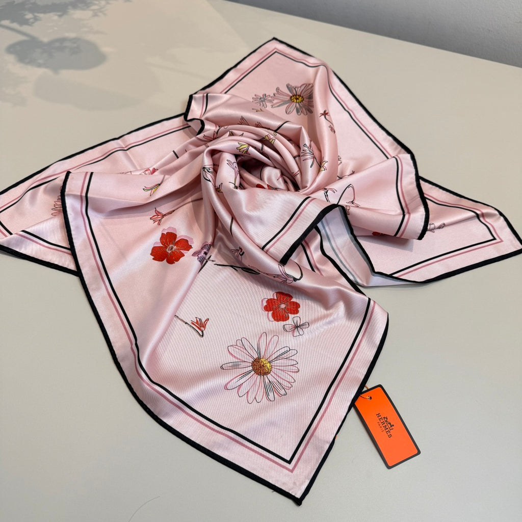 W1N46H19 Popular Silk Scarve