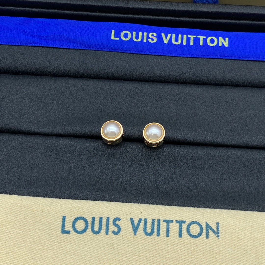 X1Z94E1022E Popular Earrings