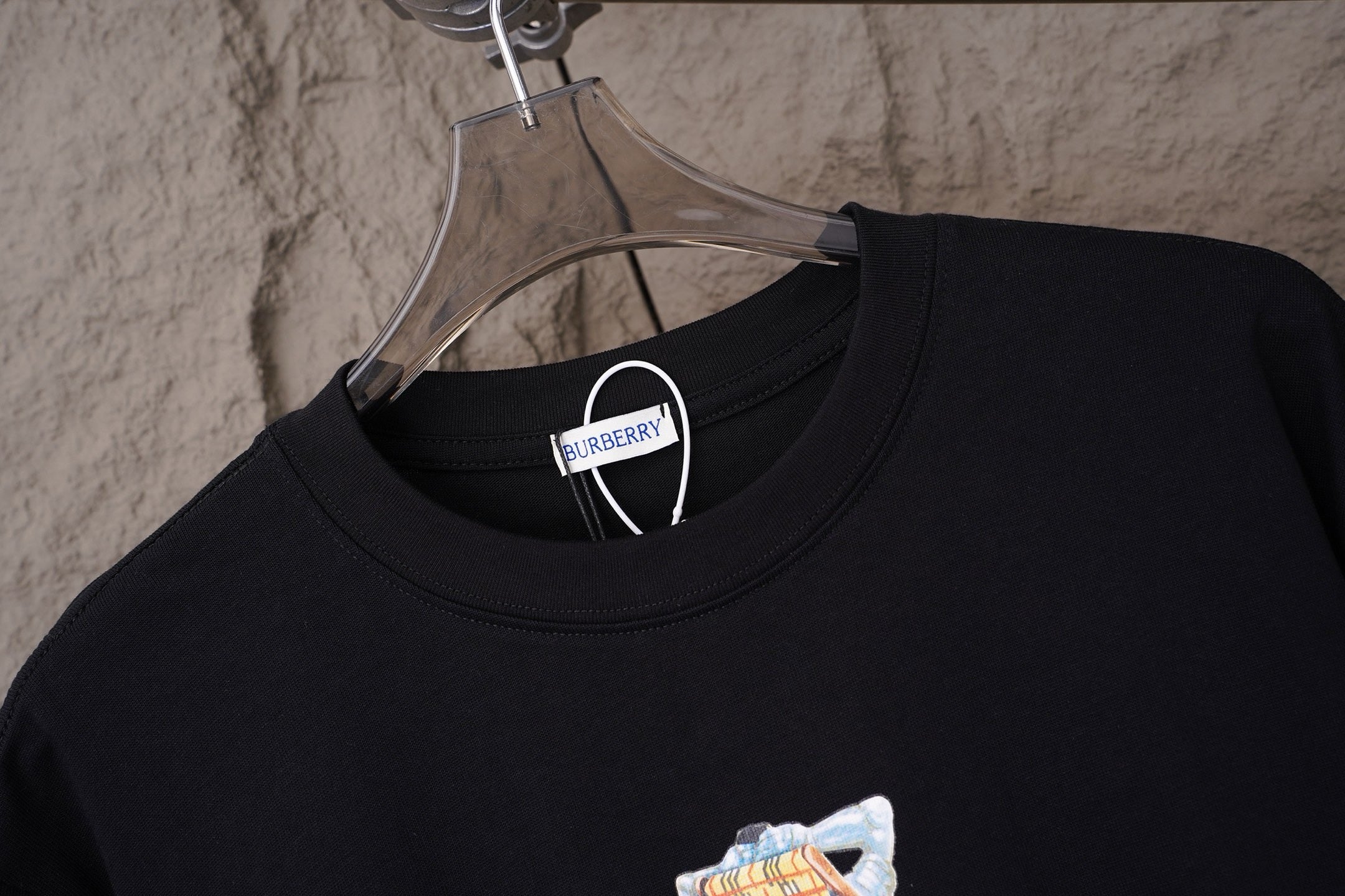 U1R86R6 Popular T-shirts