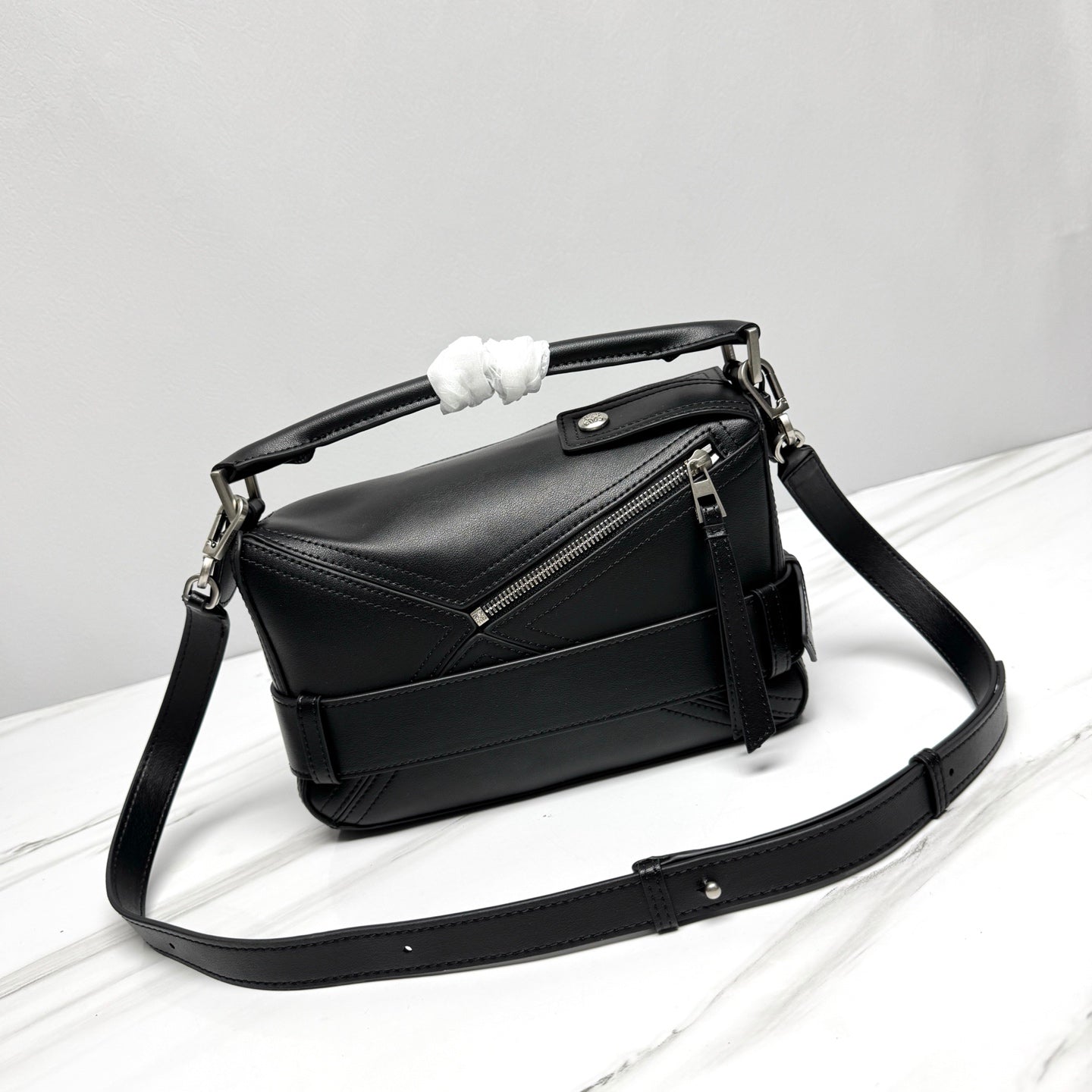 B1R15A149 Popular leather bag