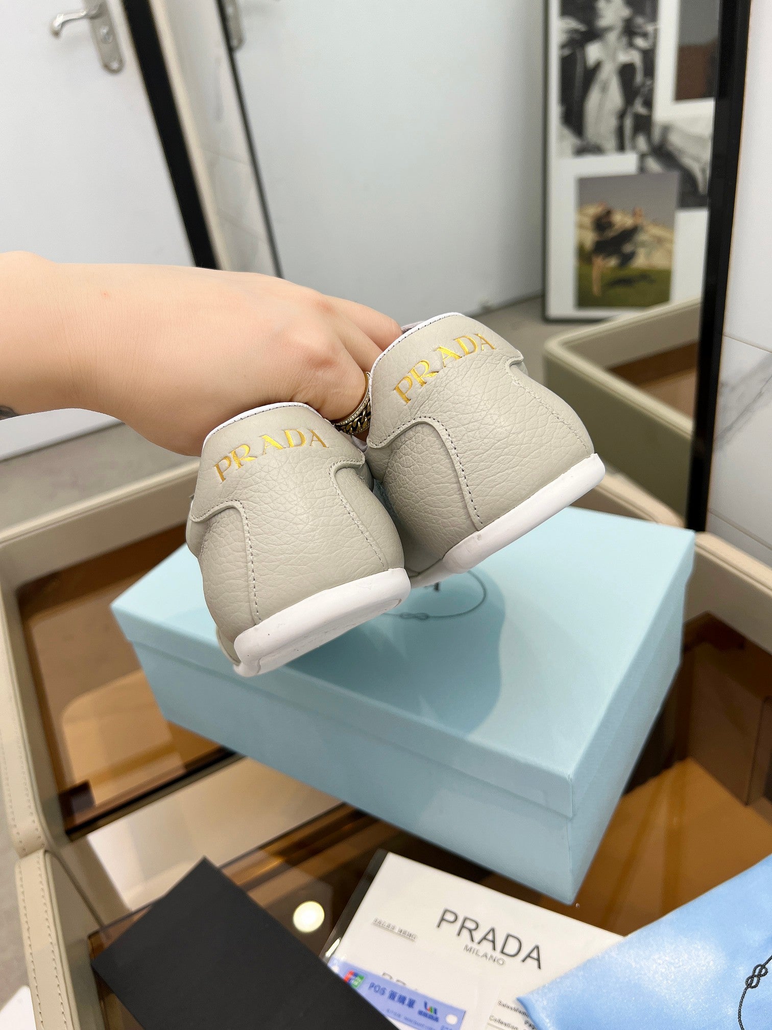 Z2R85P49 Popular high-quality shoes