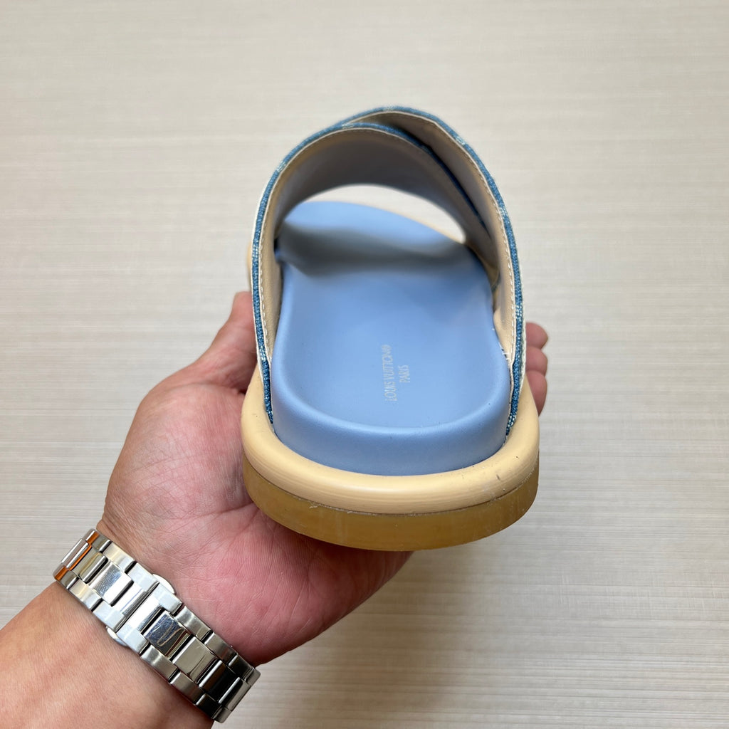 Z5Z35E272 Popular Slippers