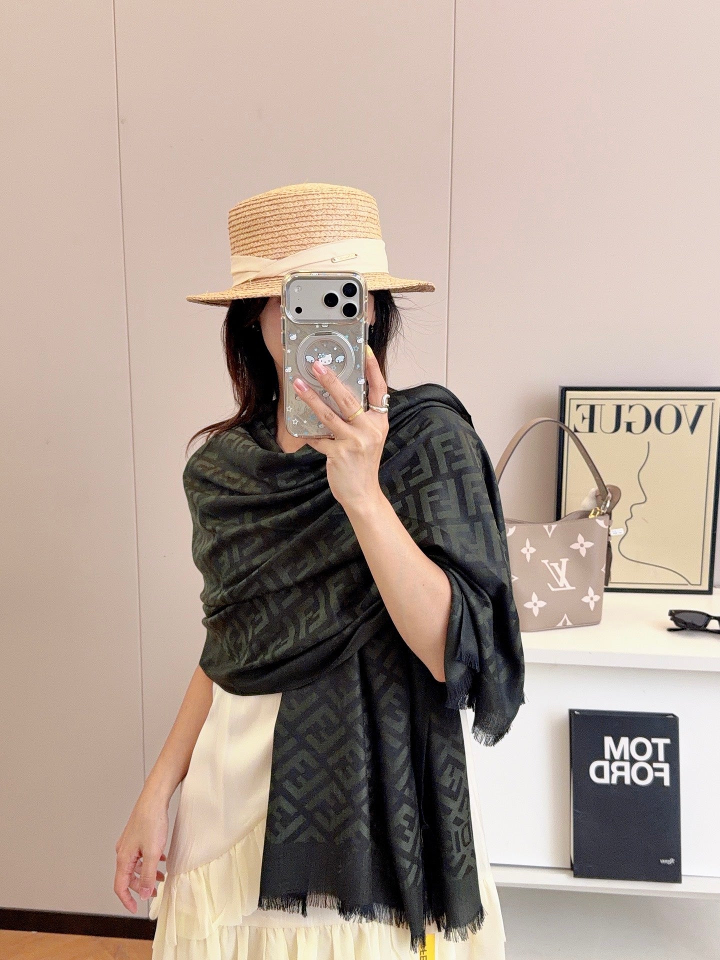 W1N36F16 Popular Silk Scarve