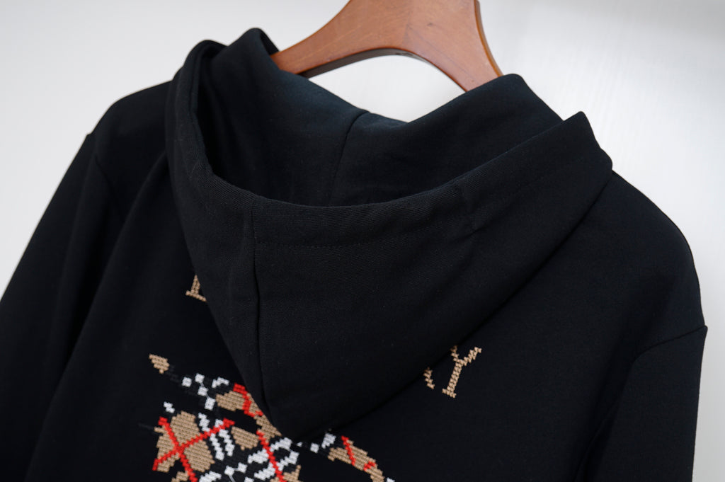 U1Z05R374 Popular Sweaters