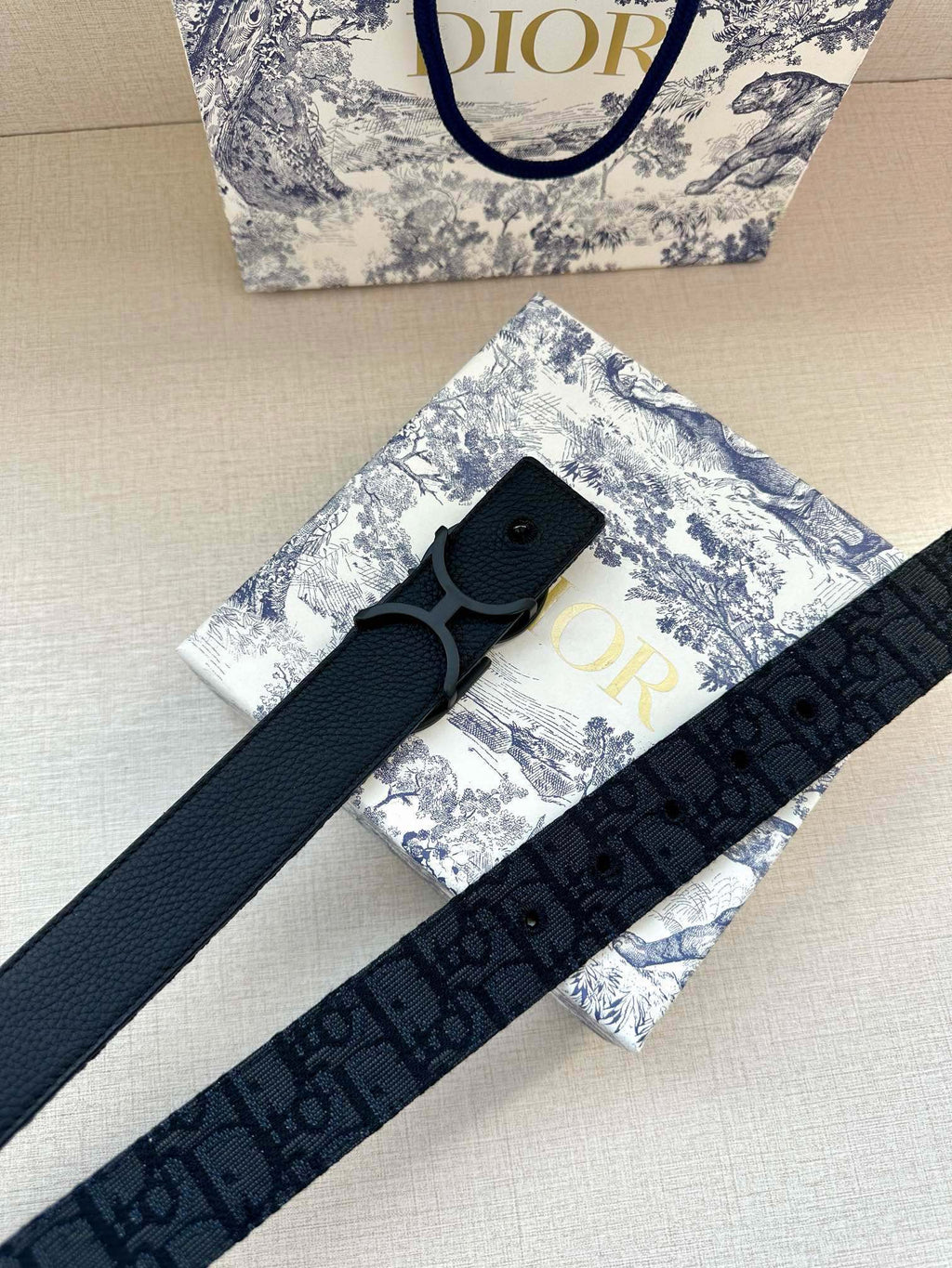 P1R55D206 Popular   High quality belt With full package