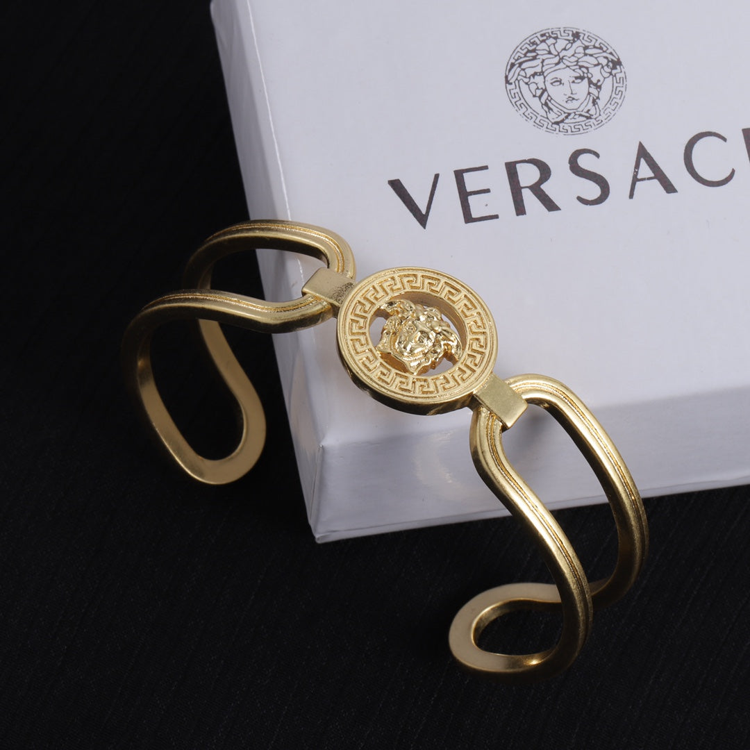 X1Z34V316K  Popular Bracelets