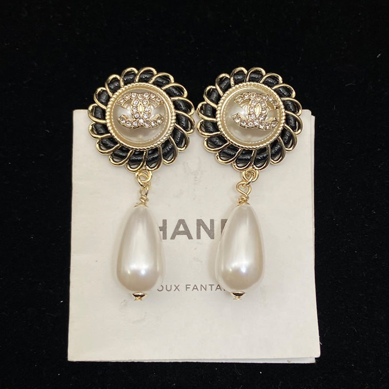 X1Z94C681E Popular Earrings