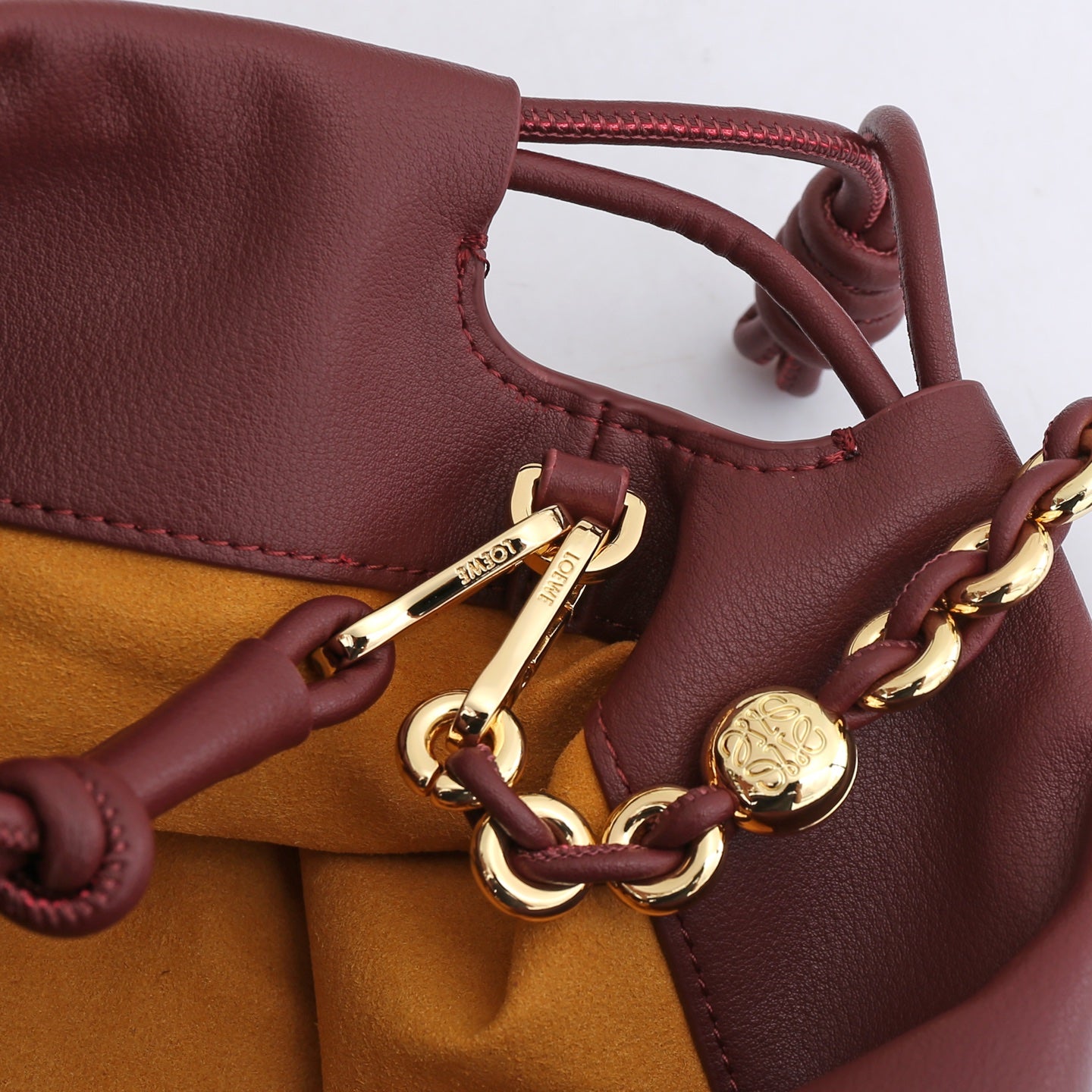 B1R66A8 Popular leather bag