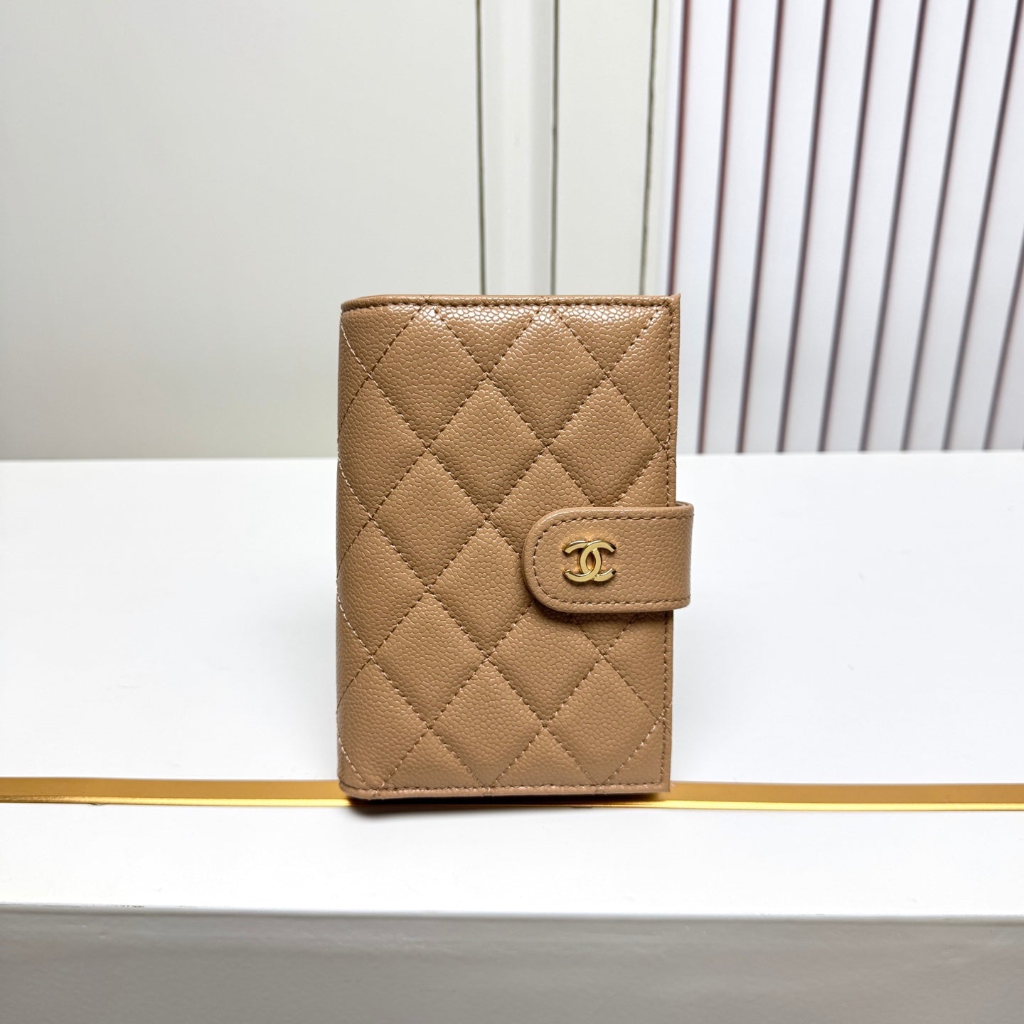 B1P36C126 Popular leather bag