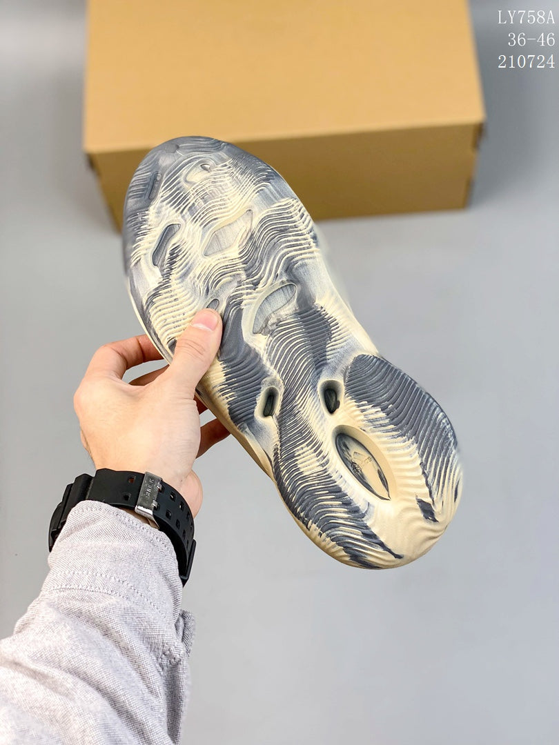 Z4A87  Popular shoes