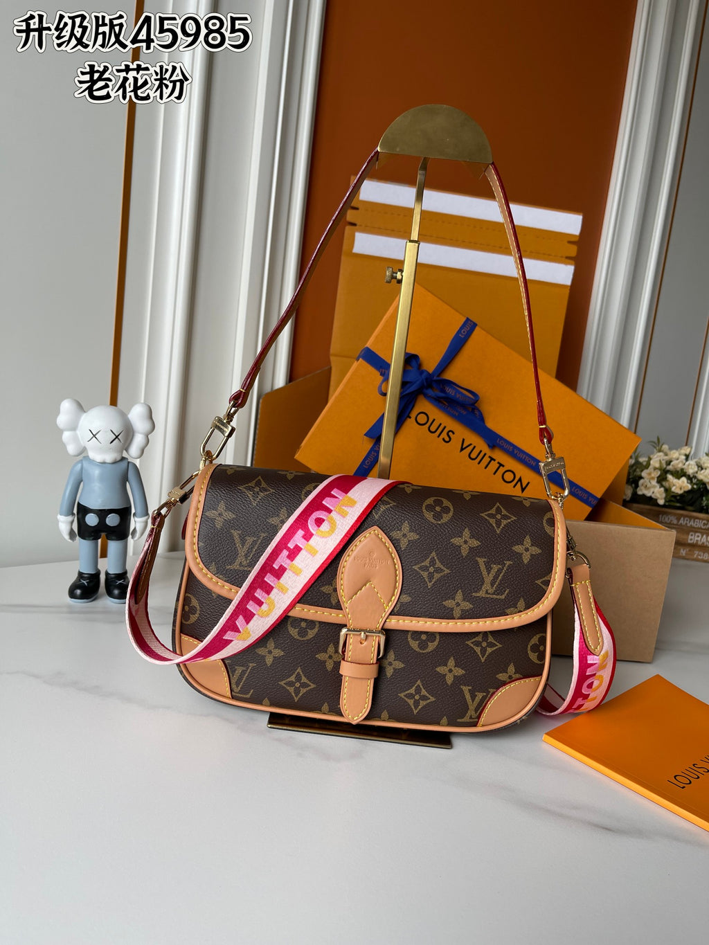 B1P36E38 Popular leather bag