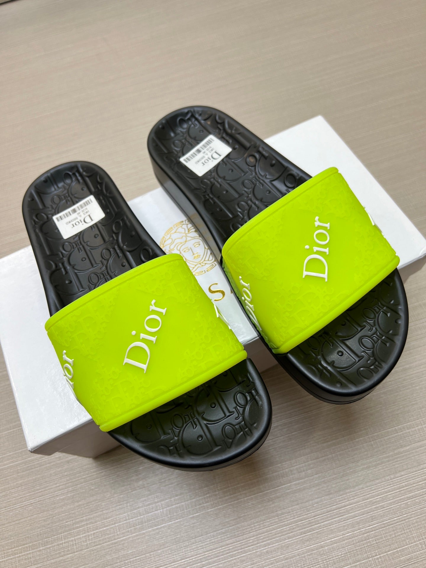 Z5Z35D278 Popular Slippers