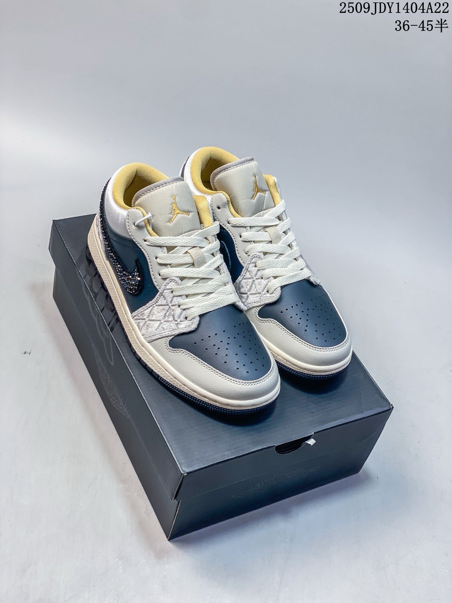 Z4Q95A74 Popular Shoes