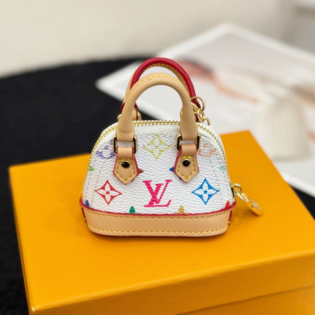 A1Z105E5 Popular bag 's charms accessories