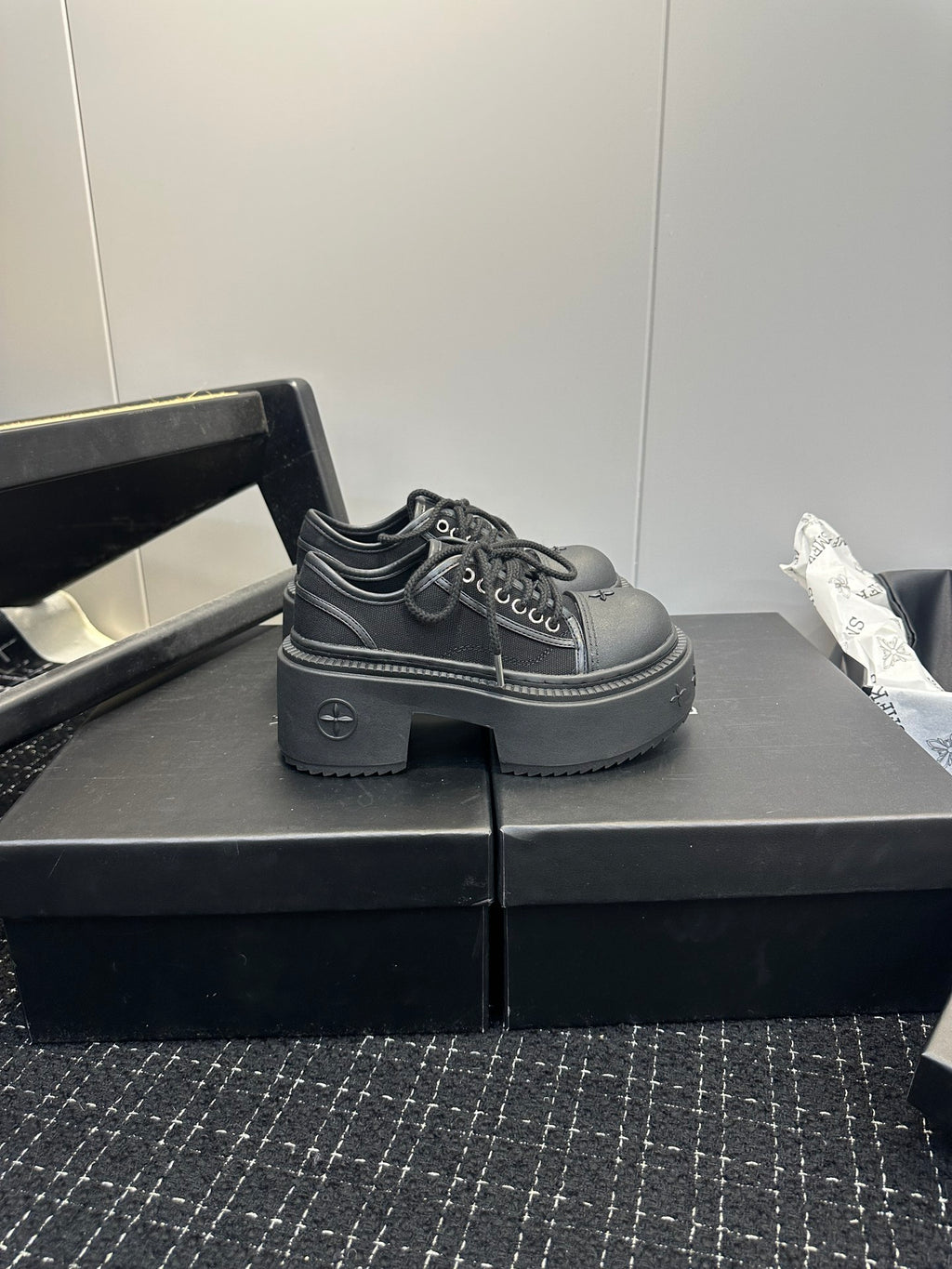 Z1Q105A343 Popular  Shoes