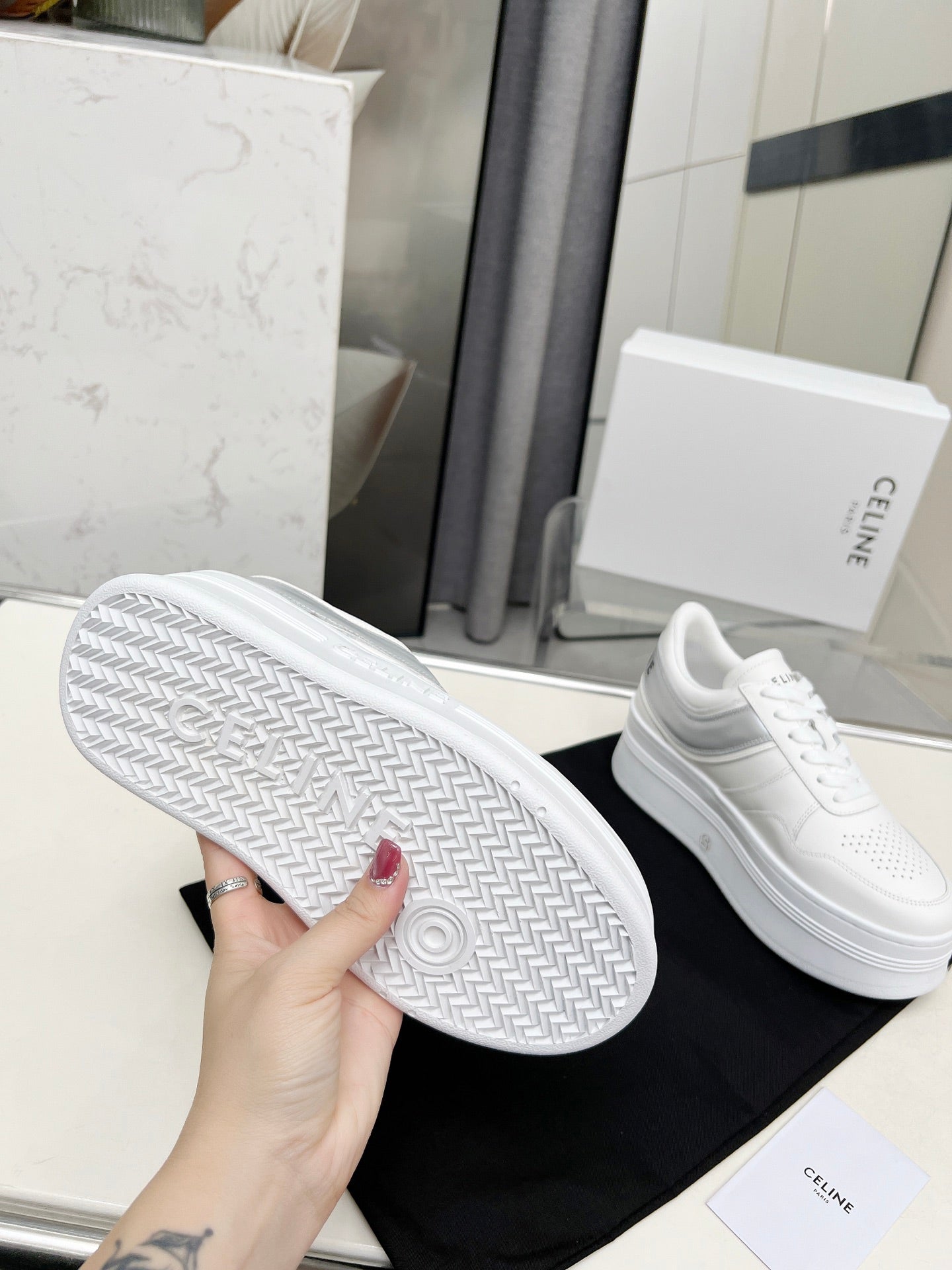 Z2Q55CL50 Popular  leather shoes