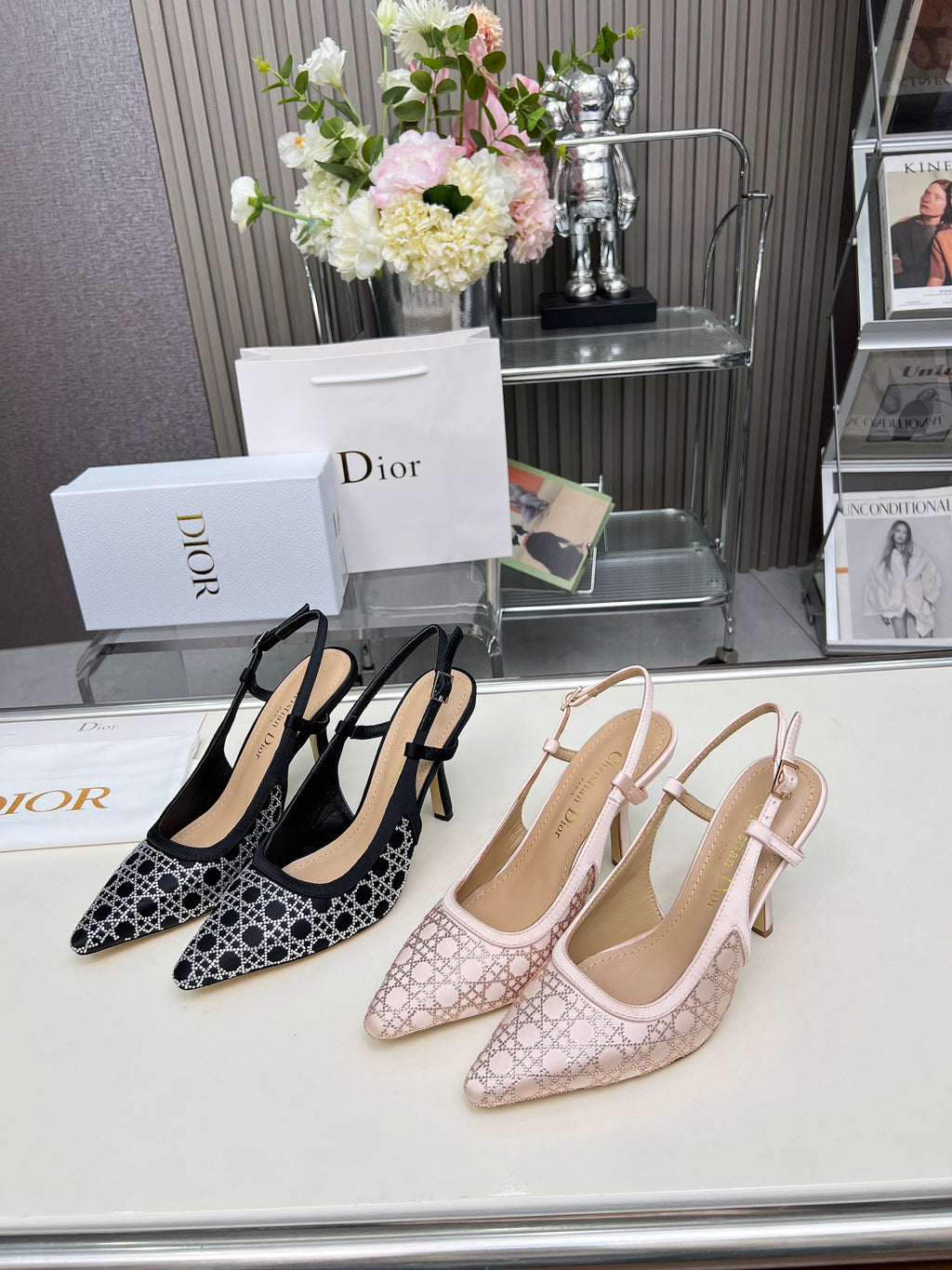 Z2Q95D116 Popular high-quality leather  High heels