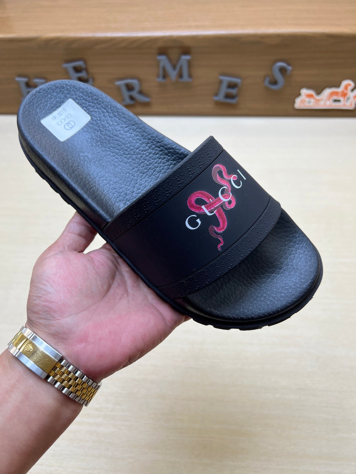 Z5R66B29 Popular Slippers