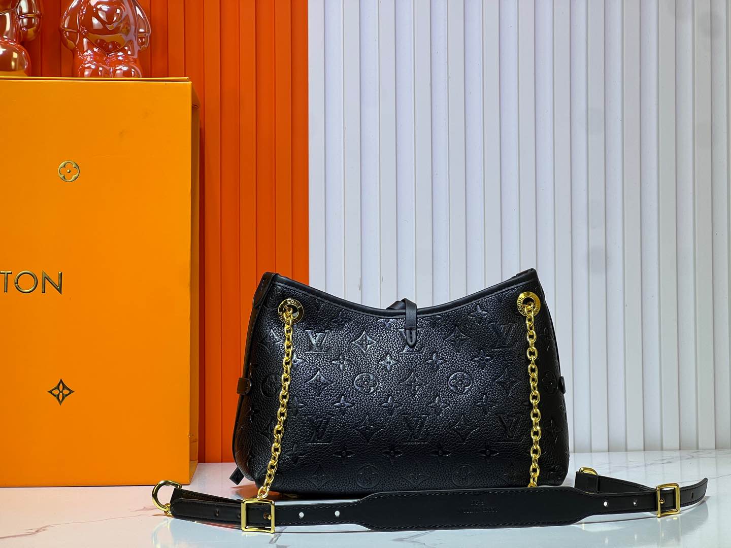 B1W15E33 Popular  leather bag