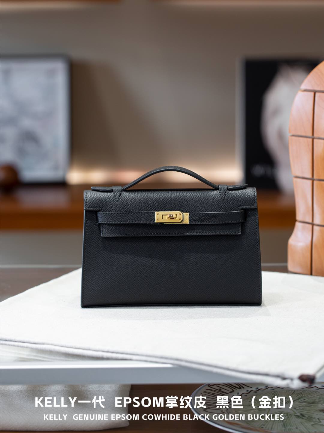 B1R66A4 Popular leather bag