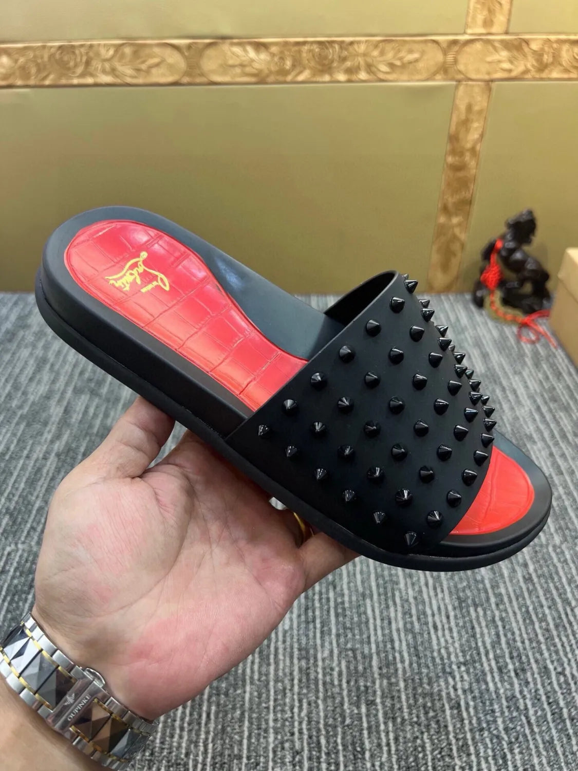 Z5ZA127 Popular slippers
