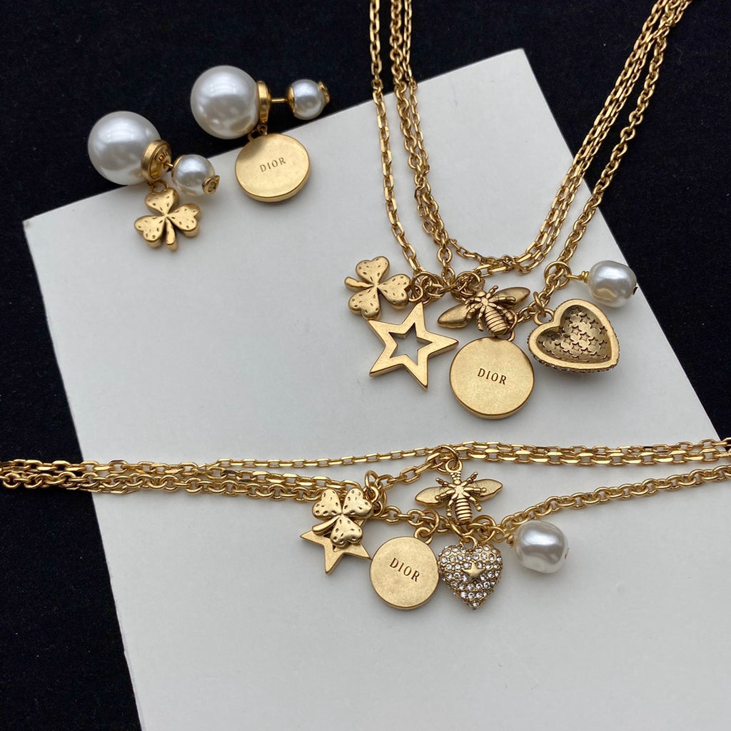 X1Q85D8X Popular Necklace . Bracelets . Earrings