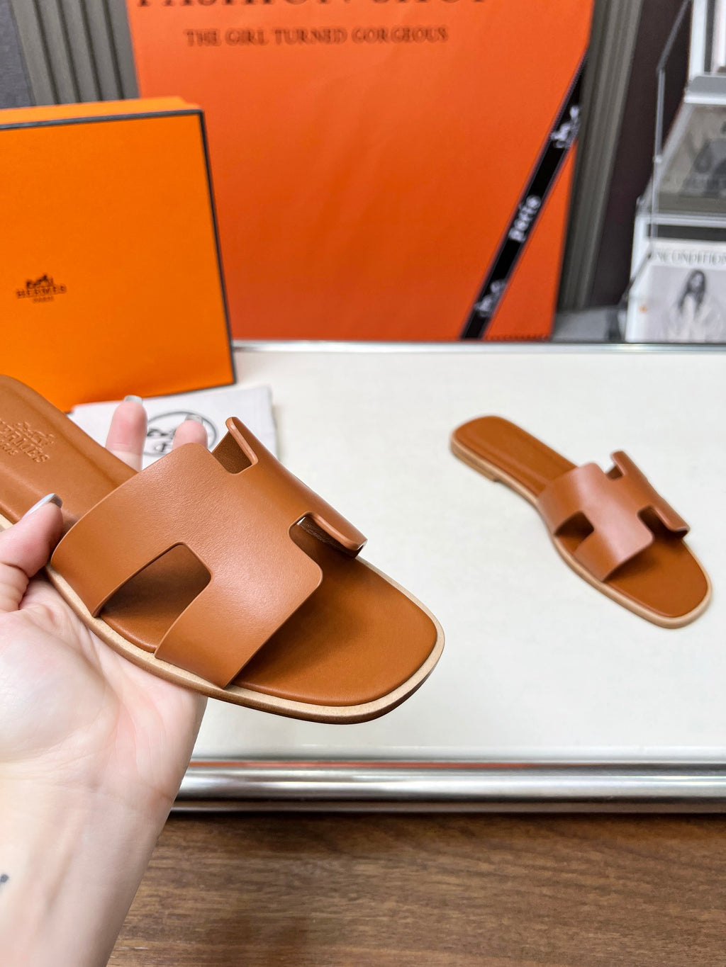 Z2Z85H12  Popular leather Shoes