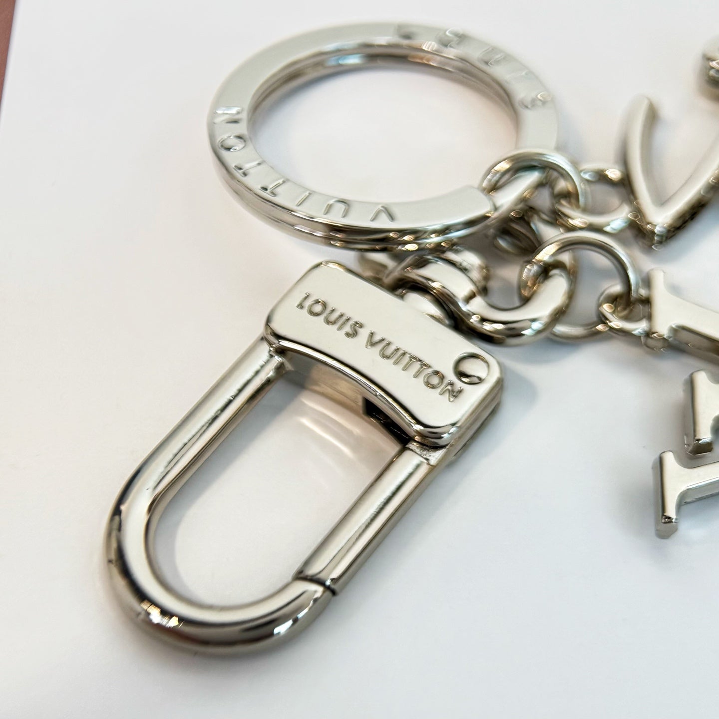 A1Q35E33 Popular bag 's charms accessories