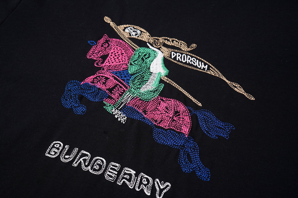 U1W25R17  Popular T-shirts