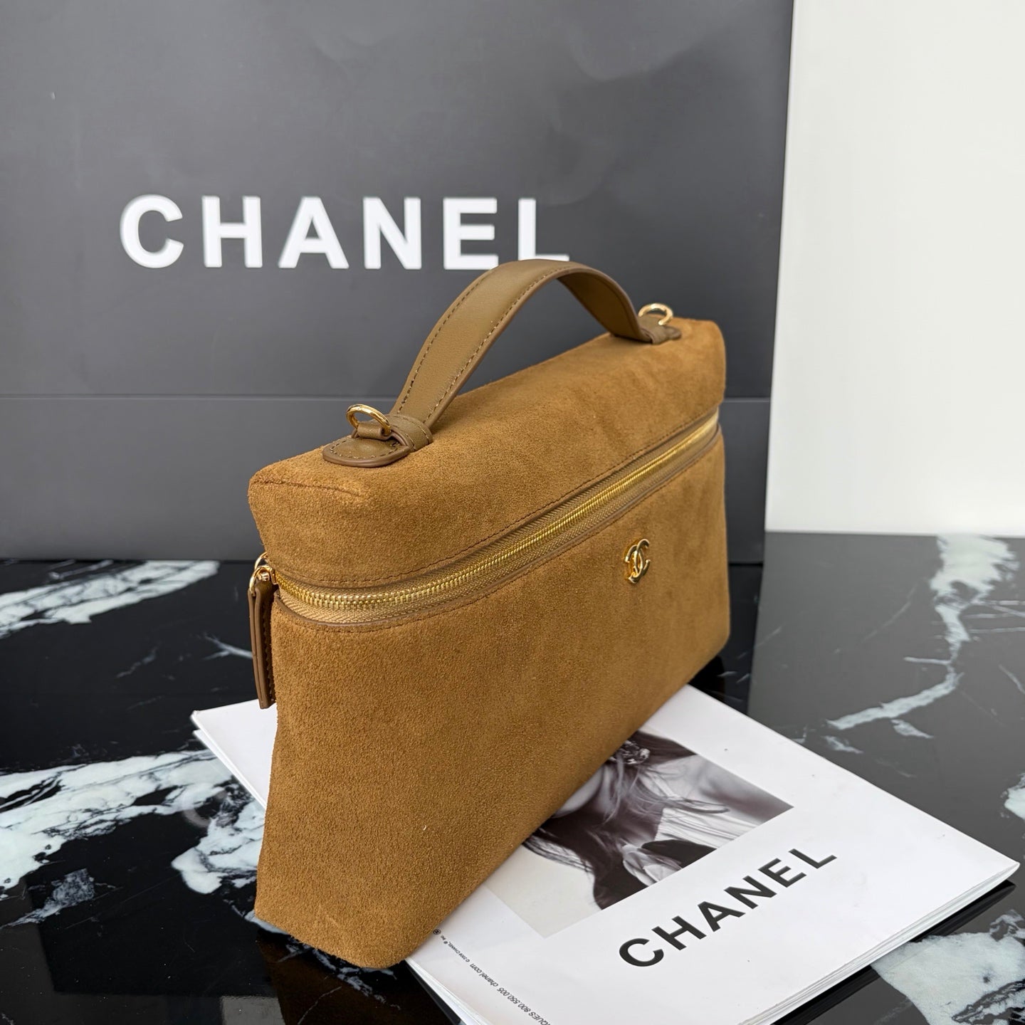 B1R76C31 Popular leather bag