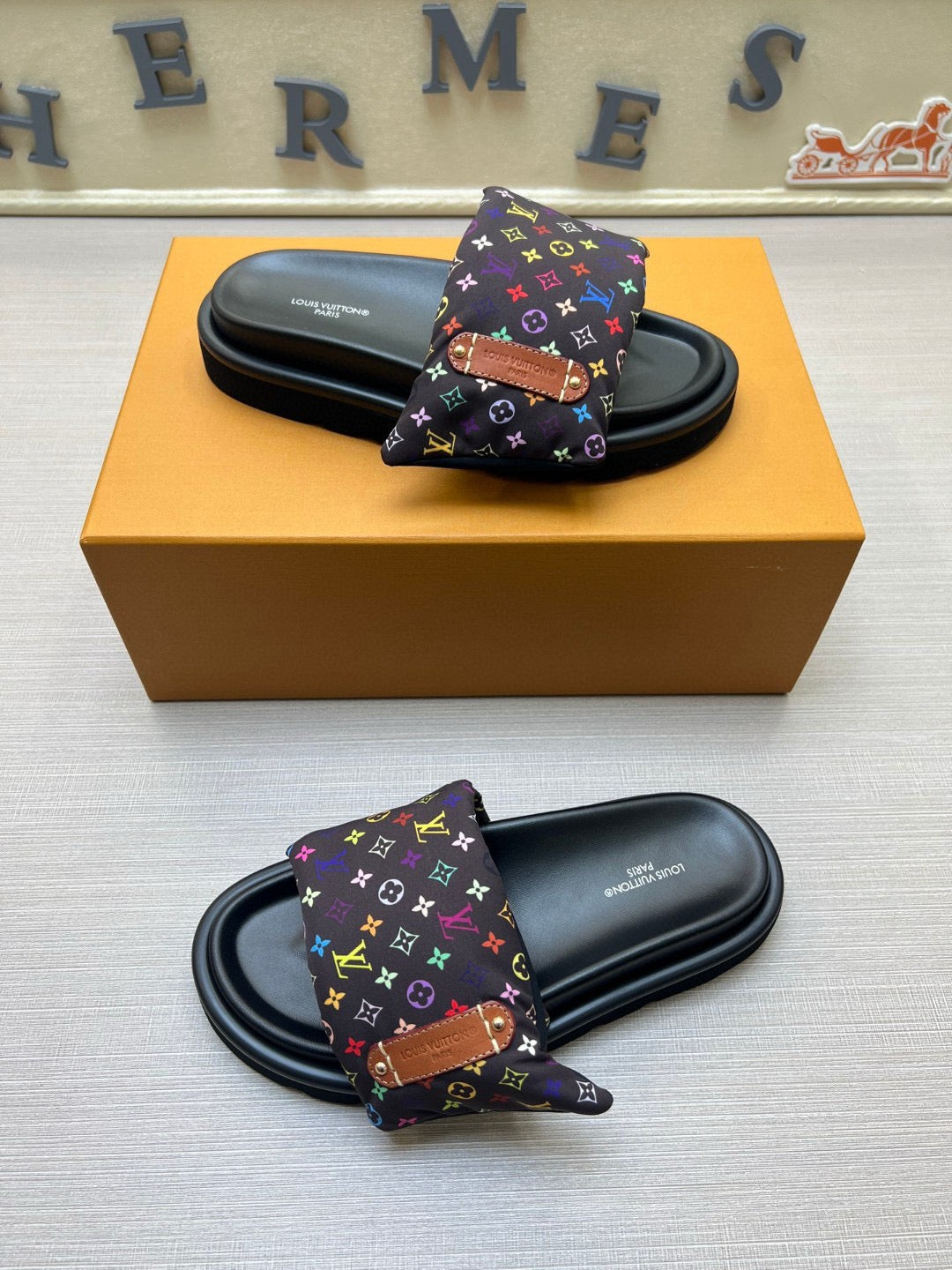 Z5QE6  Popular Slippers