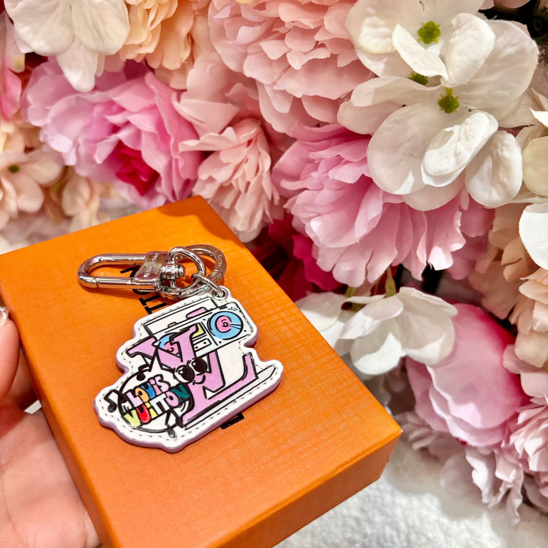 A1Z105E99 Popular bag 's charms accessories