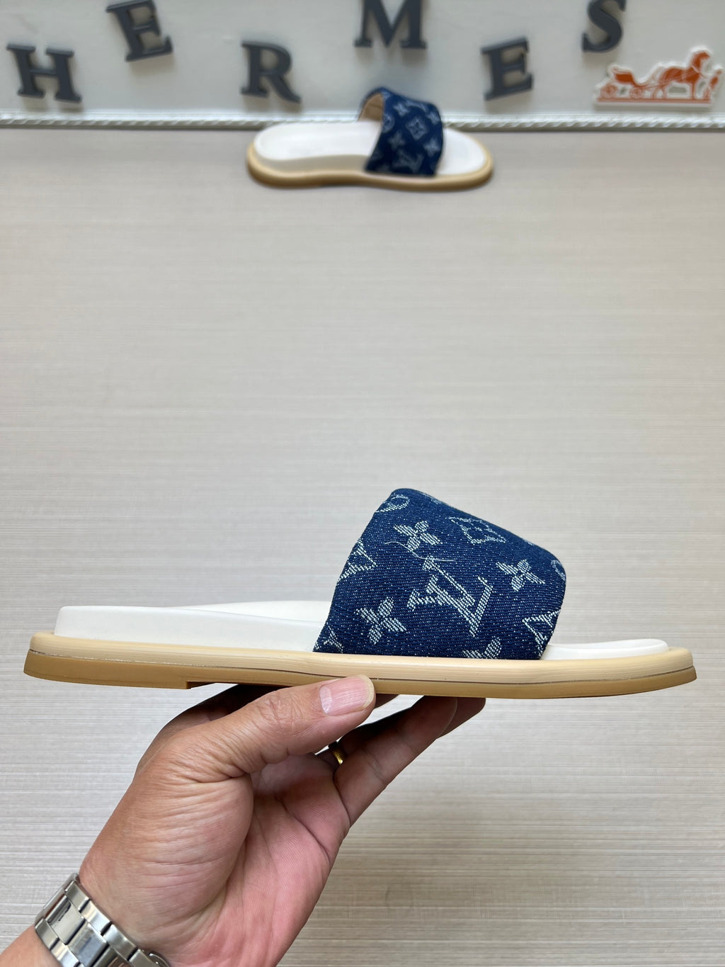 Z5Z35E302 Popular Slippers