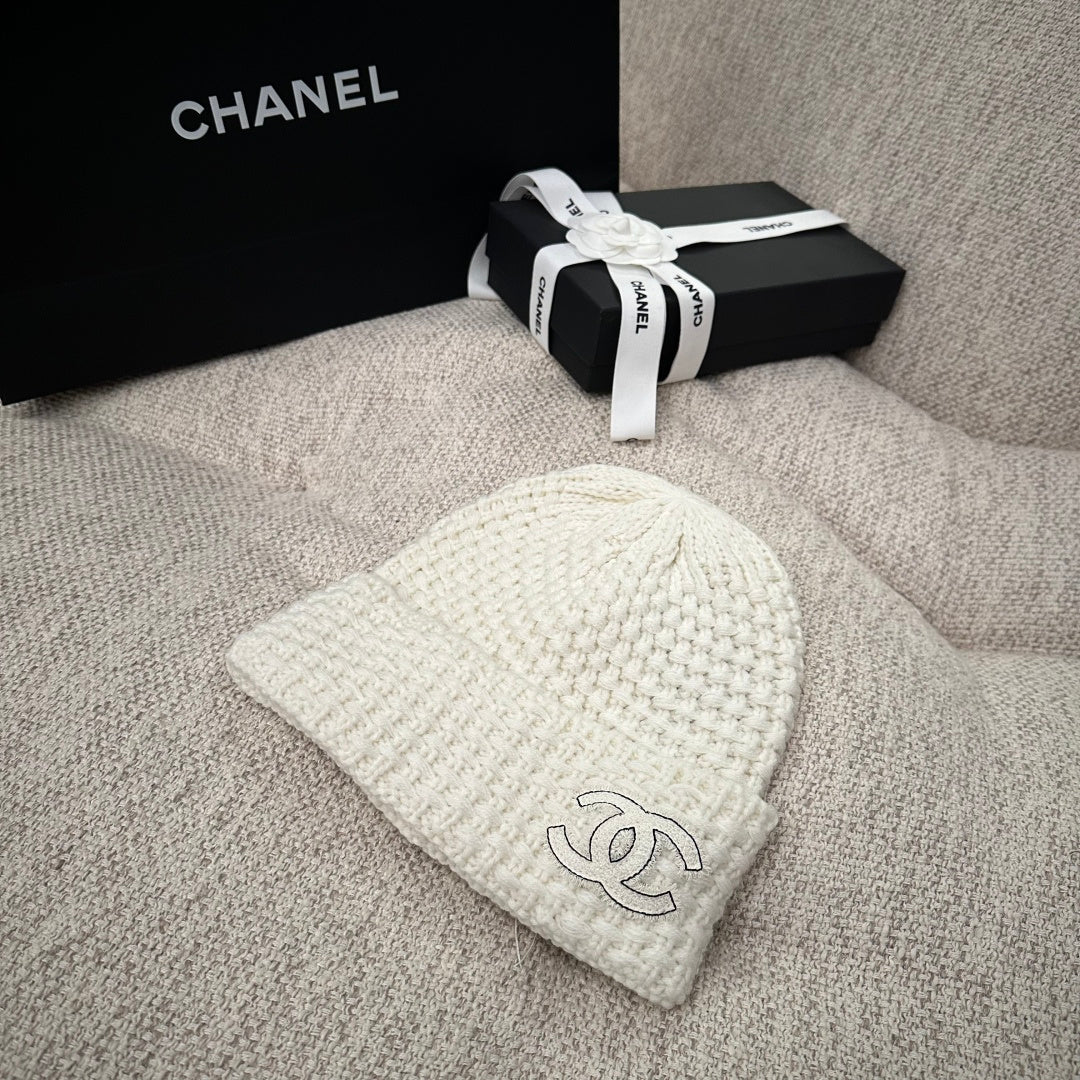 M1R86C8 Popular hats