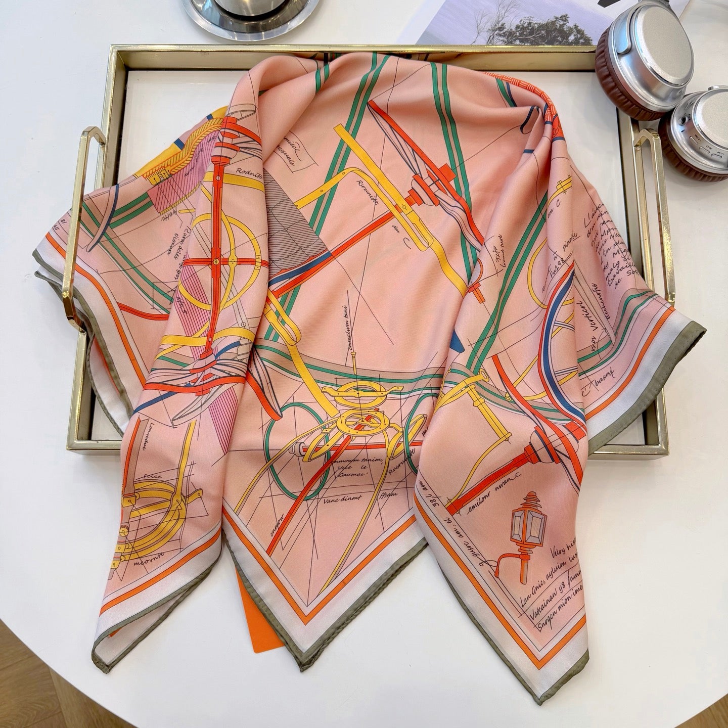 W1N36H5 Popular Silk Scarve