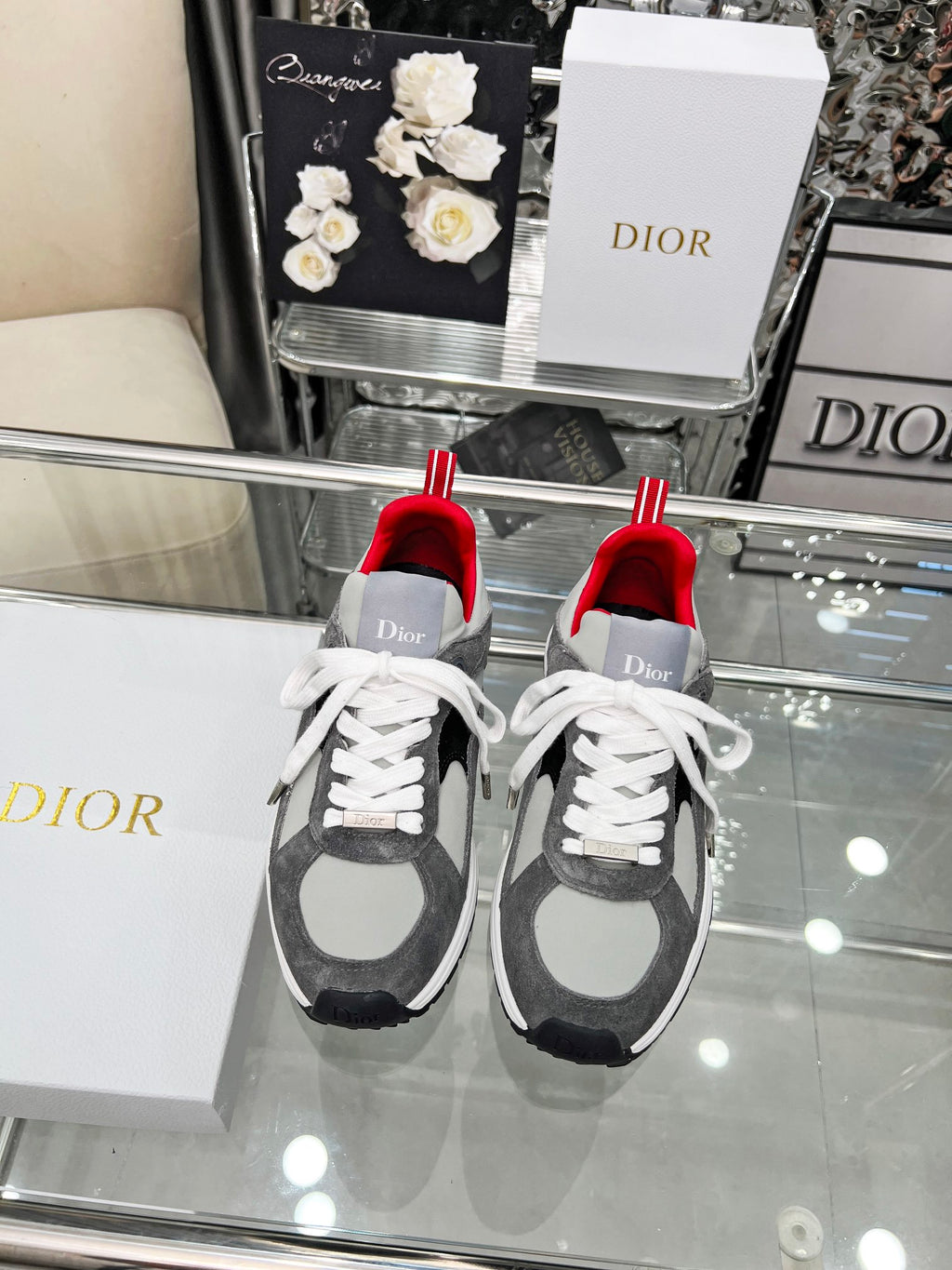 Z2Q105D309 Popular high-quality Shoes