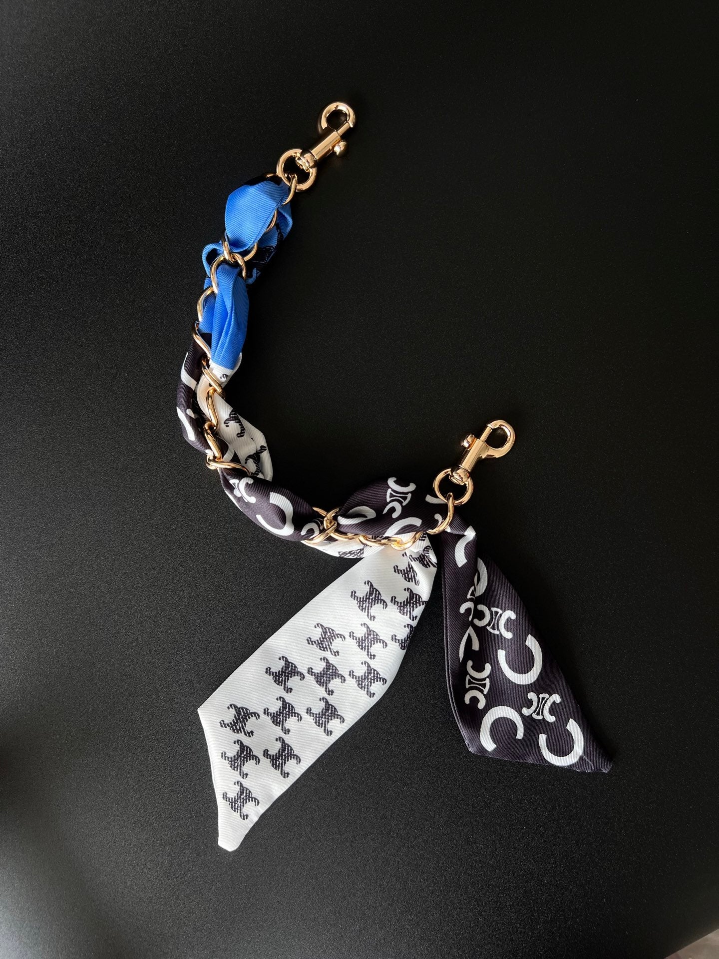 A1R76N84 Popular bag 's charms accessories