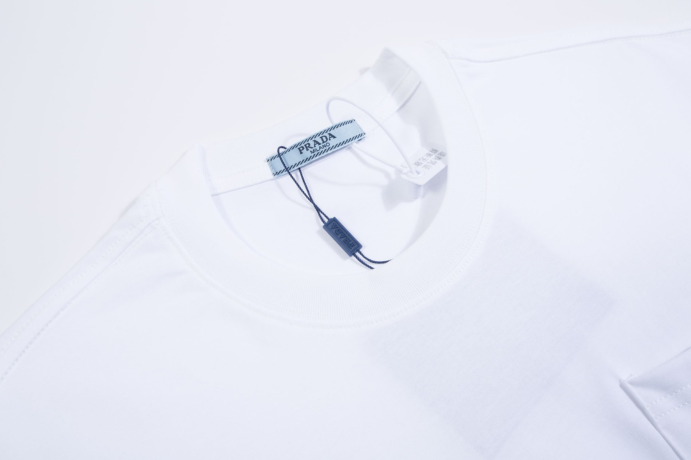 U1R45P198 Popular T-shirt